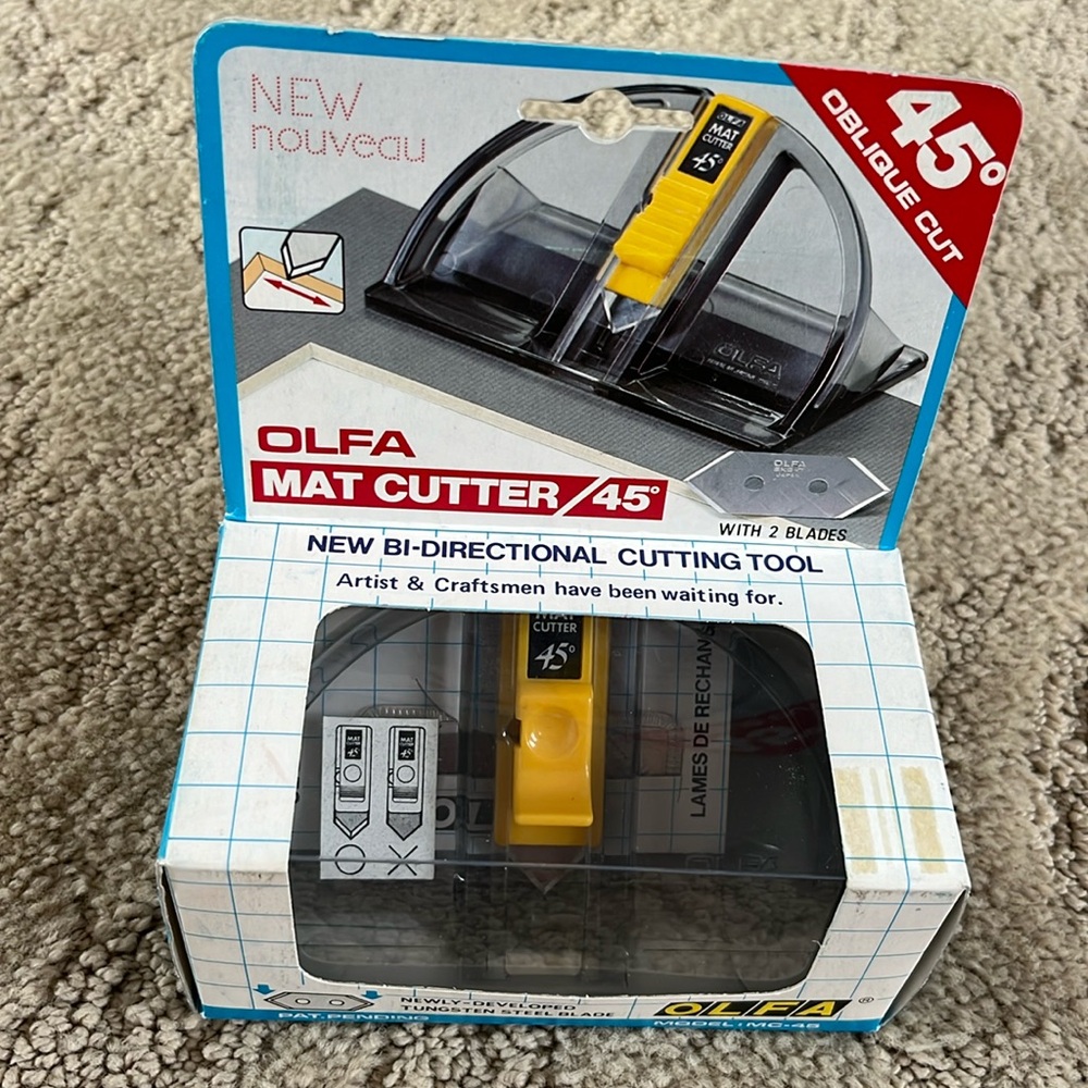 Mat Cutter with Yellow and Black Handle
